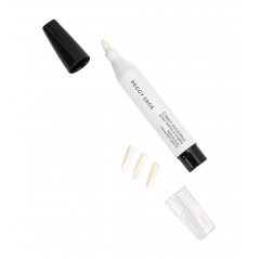 Crayon correcteur pour vernis